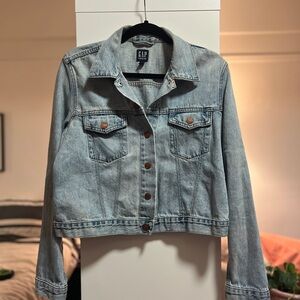 GAP Women's Light Blue Denim Jacket